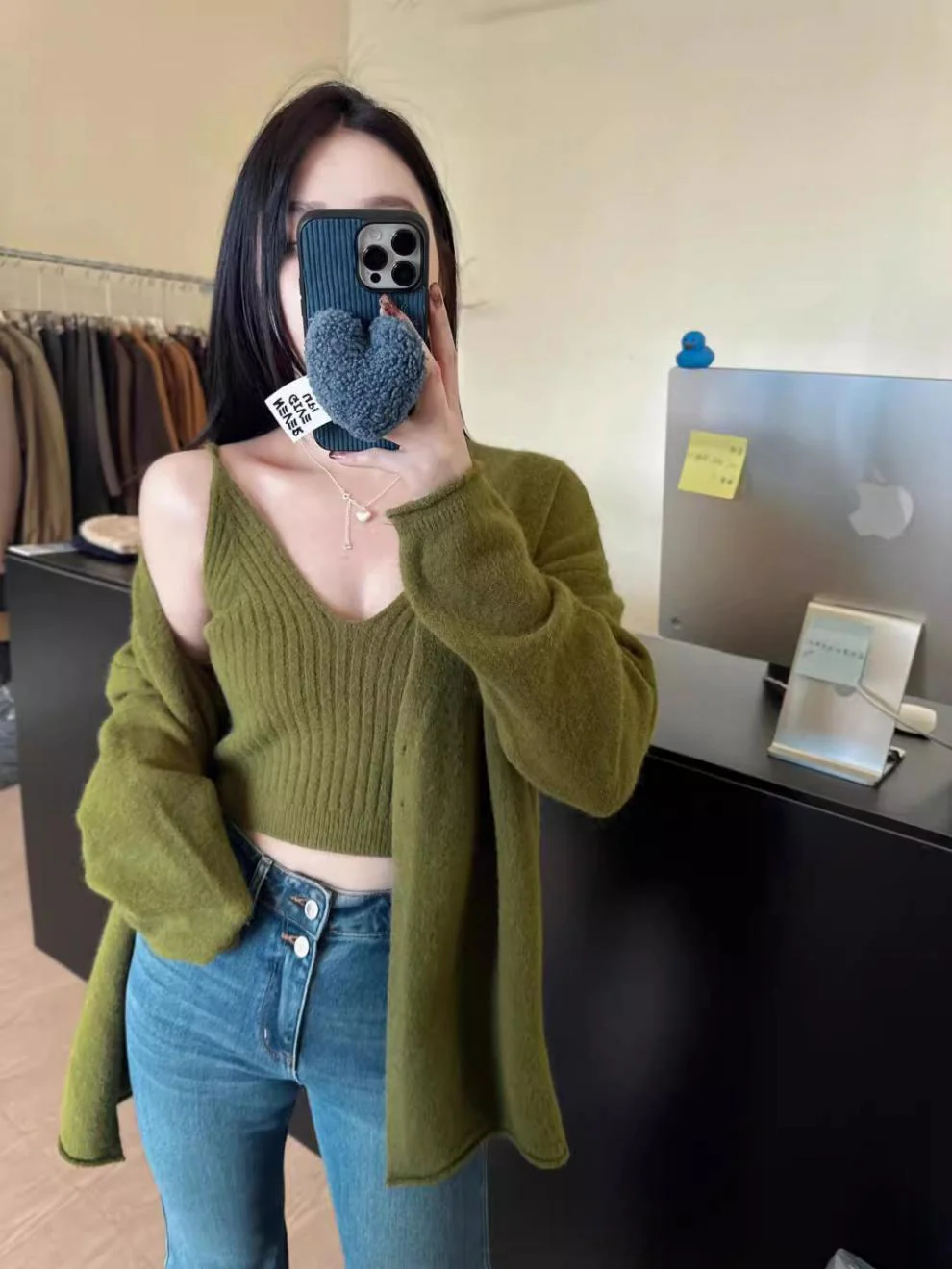 Thumb 5
